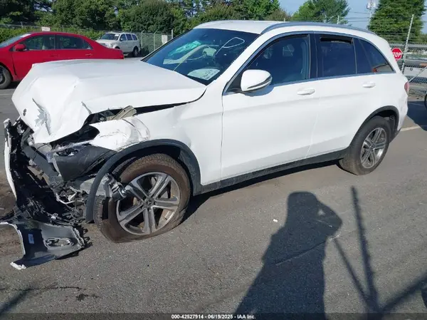 WDC0G8DB9LF741118 2020 MERCEDES-BENZ GLC - Image 2