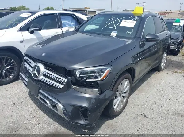 WDC0G8DBXLF692799 2020 MERCEDES-BENZ GLC - Image 2
