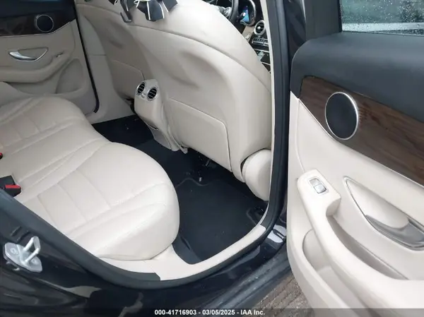 WDC0G8DBXLF712100 2020 MERCEDES-BENZ GLC - Image 8