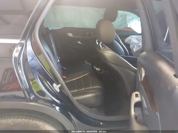 WDC0G8DBXLF719922 2020 MERCEDES-BENZ GLC - Image 8