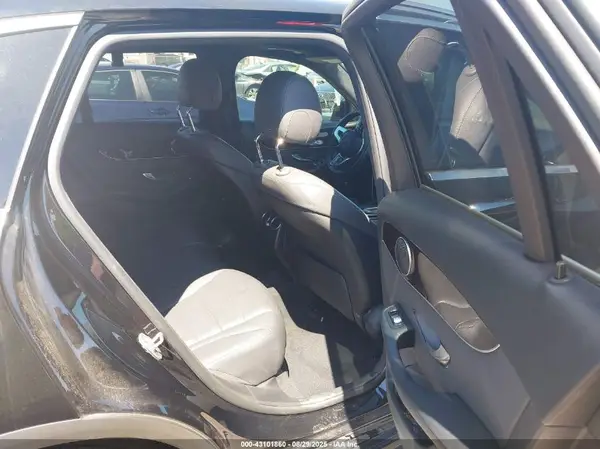 WDC0G8EB0LF676755 2020 MERCEDES-BENZ GLC - Image 8