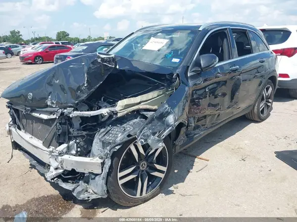 WDC0G8EB0LF719412 2020 MERCEDES-BENZ GLC - Image 2