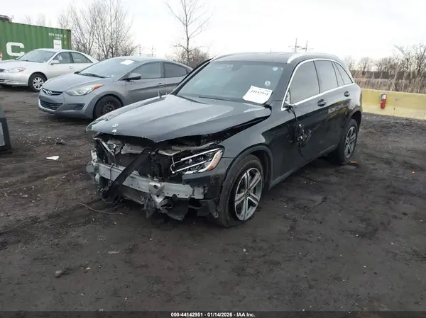WDC0G8EB2LF705995 2020 MERCEDES-BENZ GLC - Image 2