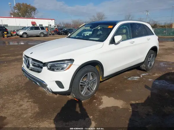 WDC0G8EB2LF745431 2020 MERCEDES-BENZ GLC - Image 2