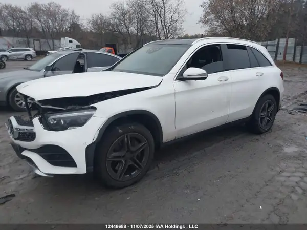 WDC0G8EB2LV216115 2020 MERCEDES-BENZ GLC - Image 2