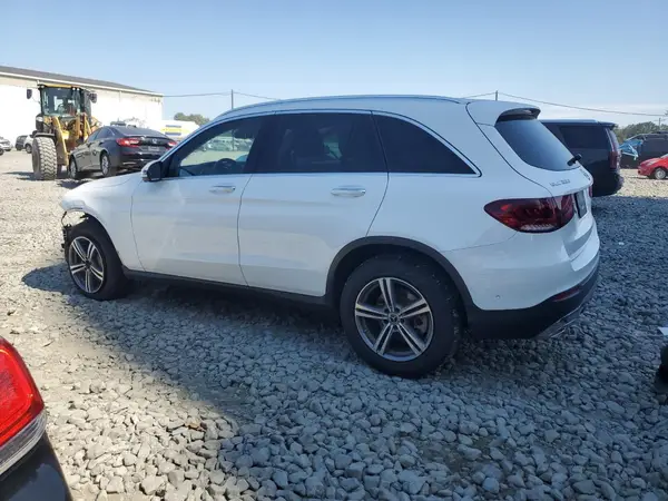 WDC0G8EB3LF678824 2020 MERCEDES-BENZ GLC - Image 2