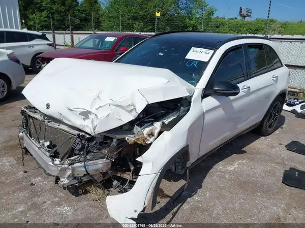 WDC0G8EB3LF697731 2020 MERCEDES-BENZ GLC - Image 2