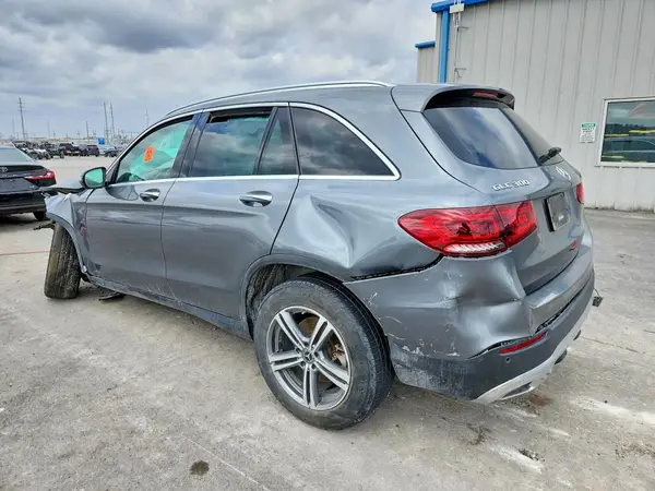 WDC0G8EB4LF685636 2020 MERCEDES-BENZ GLC - Image 2