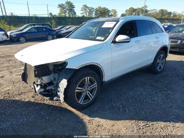 WDC0G8EB4LF691422 2020 MERCEDES-BENZ GLC - Image 2