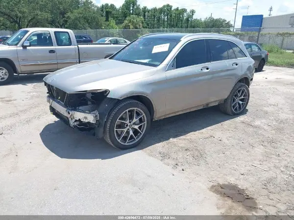 WDC0G8EB4LF754308 2020 MERCEDES-BENZ GLC - Image 2