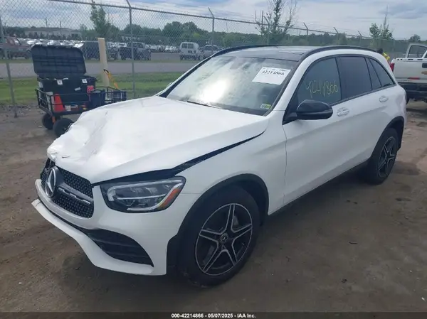 WDC0G8EB5LF723908 2020 MERCEDES-BENZ GLC - Image 2
