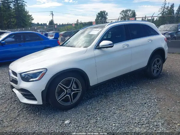 WDC0G8EB5LF732107 2020 MERCEDES-BENZ GLC - Image 2