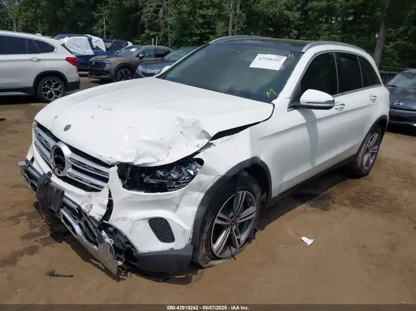 WDC0G8EB5LF732396 2020 MERCEDES-BENZ GLC - Image 2