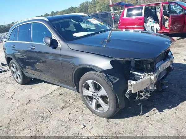 WDC0G8EB6LF715557 2020 MERCEDES-BENZ GLC - Image 1