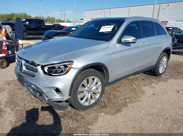WDC0G8EB7LF672248 2020 MERCEDES-BENZ GLC - Image 2