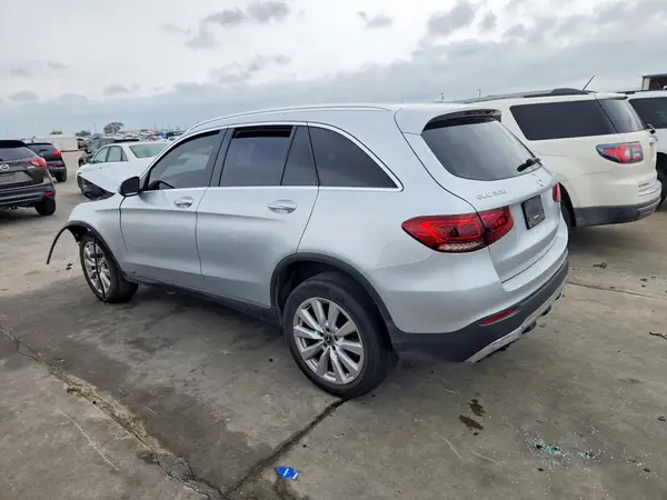 WDC0G8EB7LF676140 2020 MERCEDES-BENZ GLC - Image 2