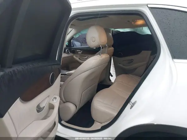 WDC0G8EB7LF701070 2020 MERCEDES-BENZ GLC - Image 8