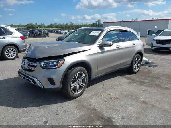 WDC0G8EB7LF720122 2020 MERCEDES-BENZ GLC - Image 2