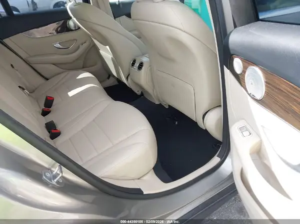 WDC0G8EB7LF720122 2020 MERCEDES-BENZ GLC - Image 8