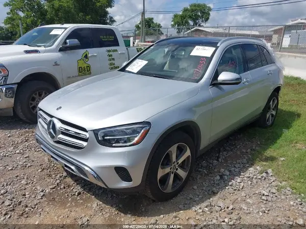 WDC0G8EB7LF746901 2020 MERCEDES-BENZ GLC - Image 2