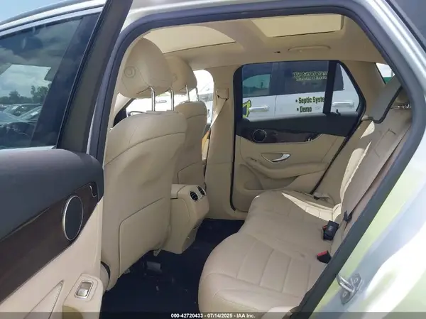 WDC0G8EB7LF746901 2020 MERCEDES-BENZ GLC - Image 8