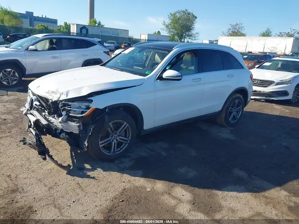 WDC0G8EB8LF719593 2020 MERCEDES-BENZ GLC - Image 2
