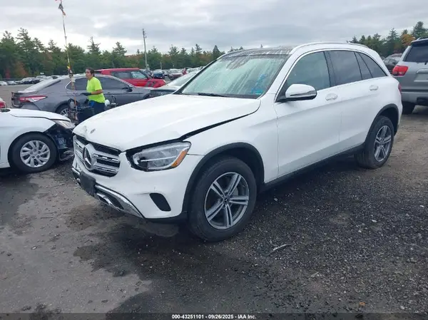 WDC0G8EB8LF721571 2020 MERCEDES-BENZ GLC - Image 2