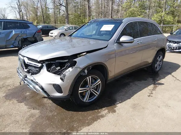 WDC0G8EB9LF727072 2020 MERCEDES-BENZ GLC - Image 2