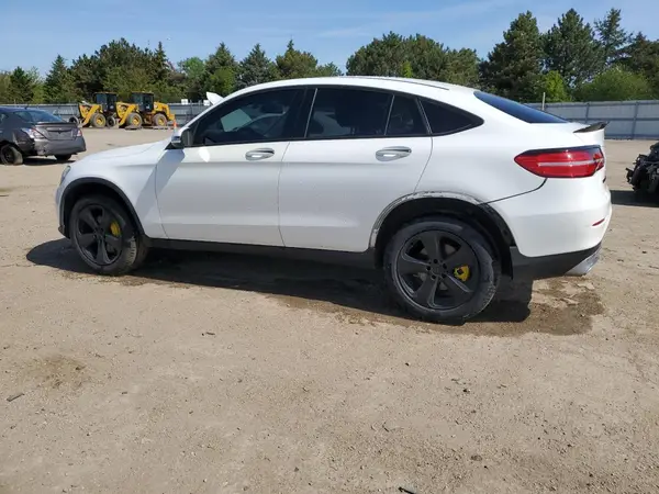 WDC0J4KB0HF160370 2017 MERCEDES-BENZ GLC - Image 2
