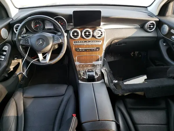 WDC0J4KB0HF207218 2017 MERCEDES-BENZ GLC - Image 8