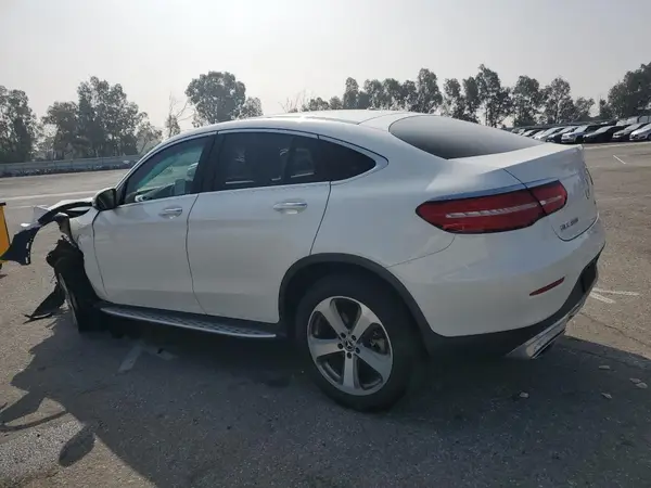 WDC0J4KB0HF233558 2017 MERCEDES-BENZ GLC - Image 2
