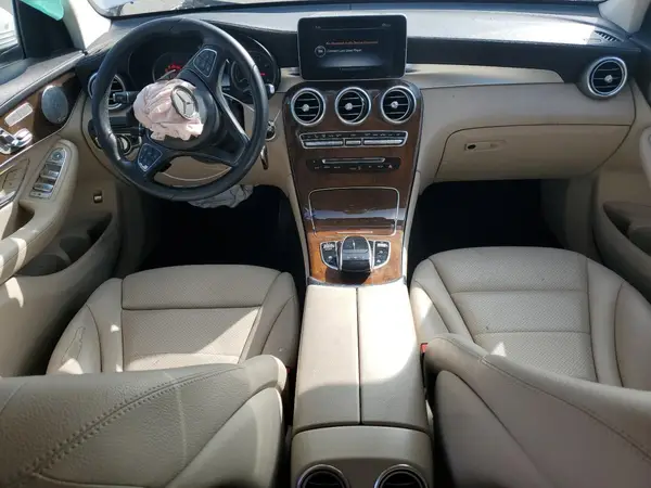 WDC0J4KB0HF233558 2017 MERCEDES-BENZ GLC - Image 8