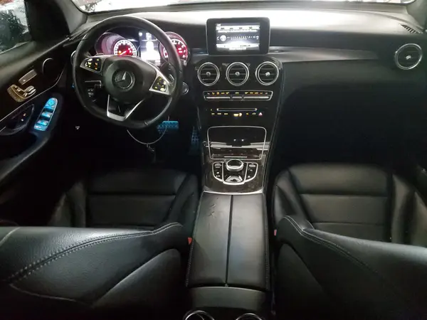 WDC0J4KB1JF349924 2018 MERCEDES-BENZ GLC - Image 8