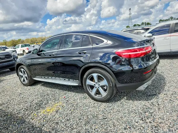 WDC0J4KB2HF190860 2017 MERCEDES-BENZ GLC - Image 2