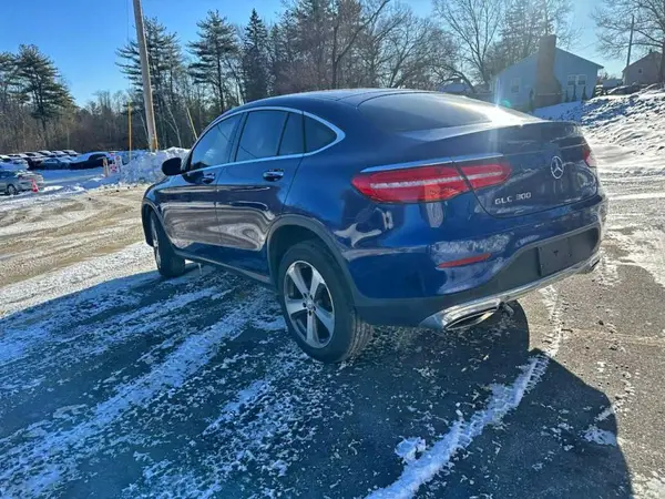 WDC0J4KB3HF189989 2017 MERCEDES-BENZ GLC - Image 2