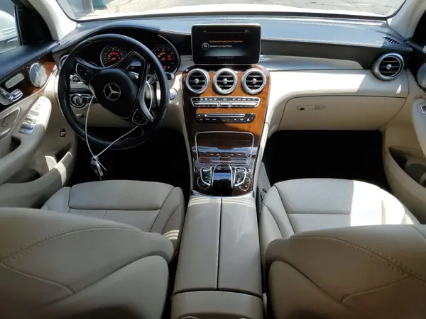 WDC0J4KB3HF194898 2017 MERCEDES-BENZ GLC - Image 8