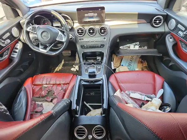 WDC0J4KB4HF212728 2017 MERCEDES-BENZ GLC - Image 8