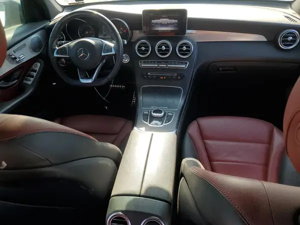 WDC0J4KB4KF587185 2019 MERCEDES-BENZ GLC - Image 8