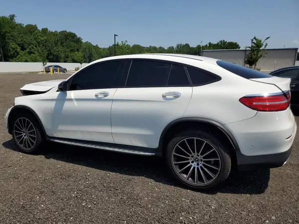 WDC0J4KB5KF642260 2019 MERCEDES-BENZ GLC - Image 2