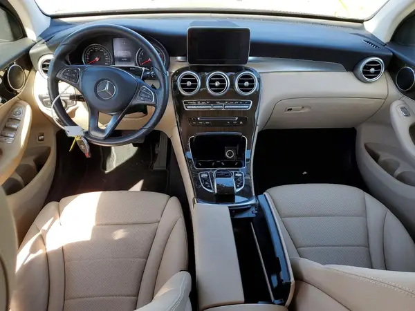 WDC0J4KB6HF157618 2017 MERCEDES-BENZ GLC - Image 8