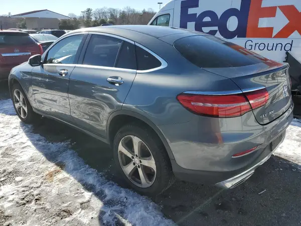 WDC0J4KB7HF149477 2017 MERCEDES-BENZ GLC - Image 2