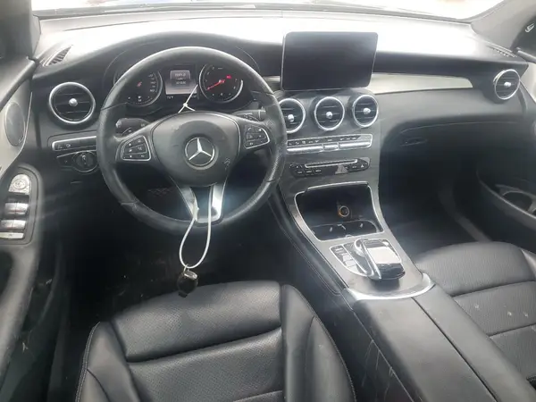 WDC0J4KB7KF592669 2019 MERCEDES-BENZ GLC - Image 8