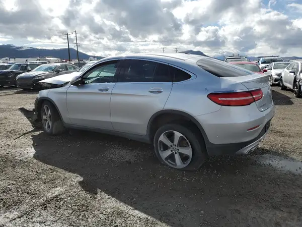 WDC0J4KB8KF577694 2019 MERCEDES-BENZ GLC - Image 2