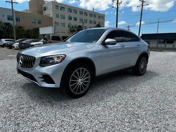 WDC0J4KB9HF160870 2017 MERCEDES-BENZ GLC - Image 2