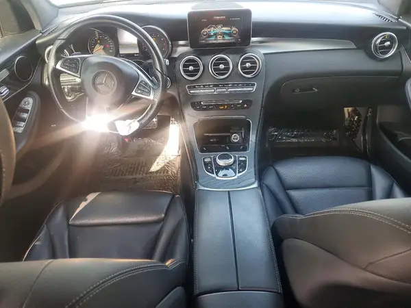 WDC0J4KB9JF420495 2018 MERCEDES-BENZ GLC - Image 8
