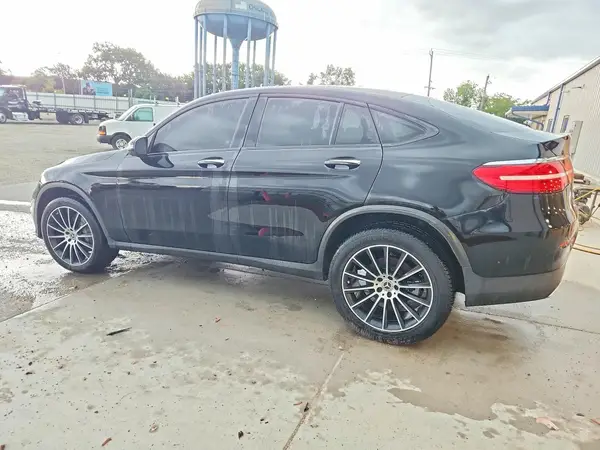 WDC0J4KBXHF234068 2017 MERCEDES-BENZ GLC - Image 2