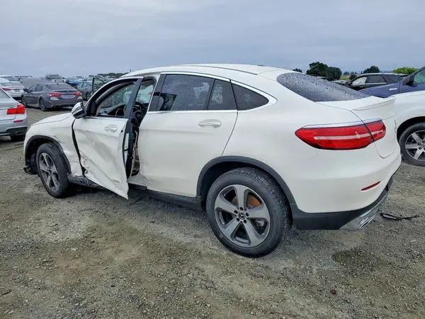 WDC0J4KBXHF257625 2017 MERCEDES-BENZ GLC - Image 2