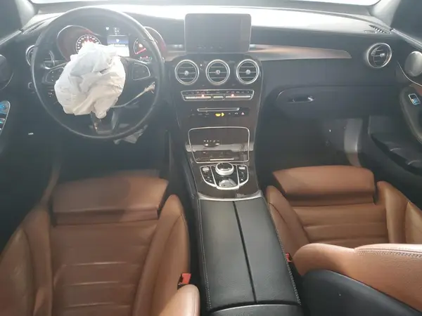 WDC0J4KBXKF600277 2019 MERCEDES-BENZ GLC - Image 8