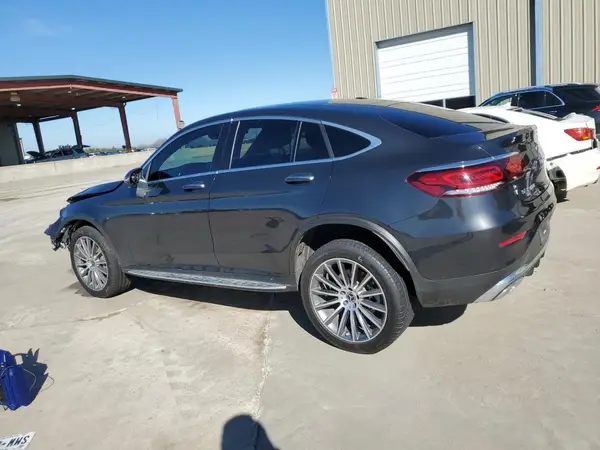 WDC0J8EB8LF681381 2020 MERCEDES-BENZ GLC - Image 2