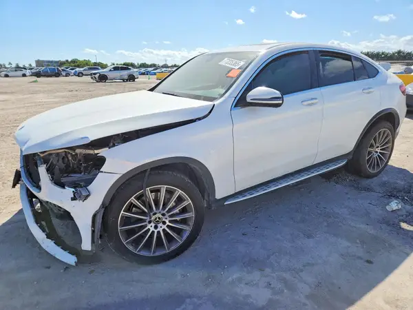 WDC0J8EBXLF700559 2020 MERCEDES-BENZ GLC - Image 1